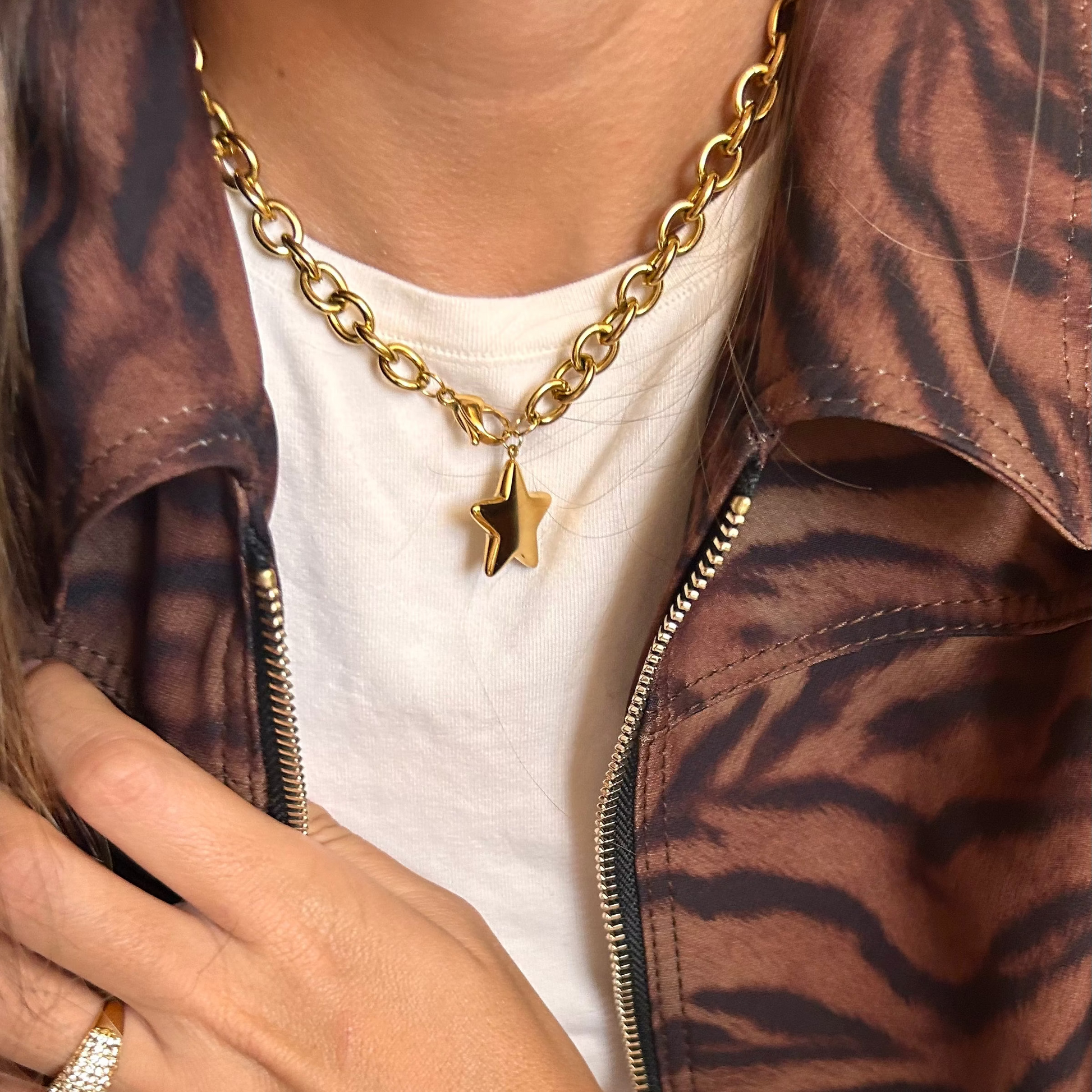 Collar Infinity