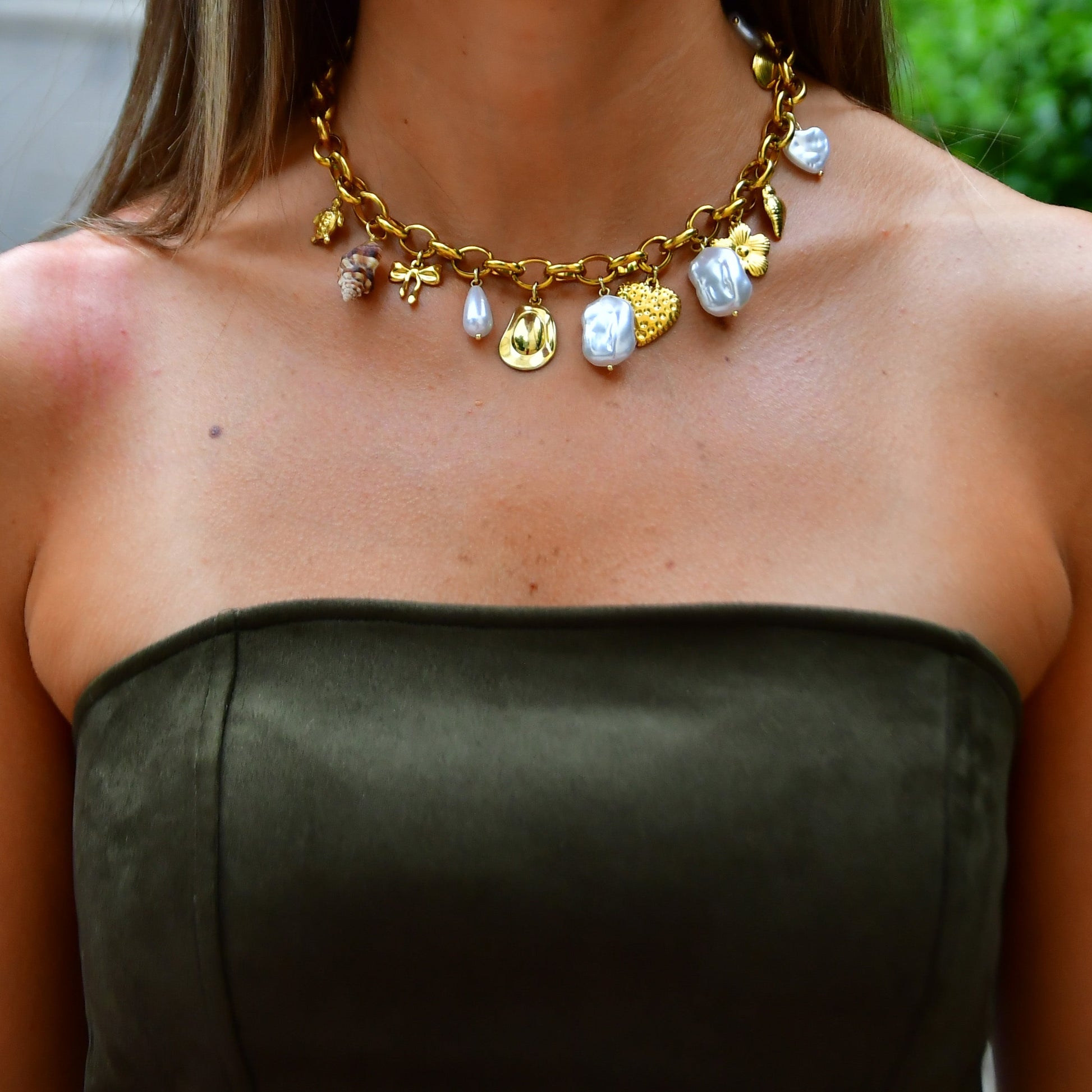 Collar - Gold Vacation